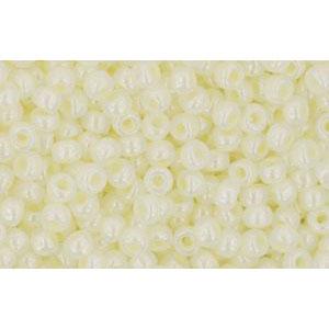 cc142 - Toho beads 11/0 ceylon banana cream (10g)