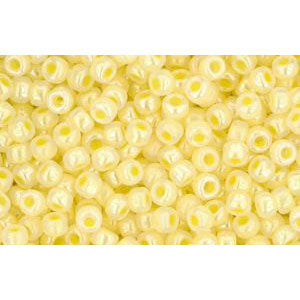 cc902 - Toho beads 11/0 ceylon lemon chiffon (10g)