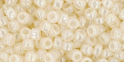 cc147 - Toho beads 8/0 ceylon light ivory (10g)