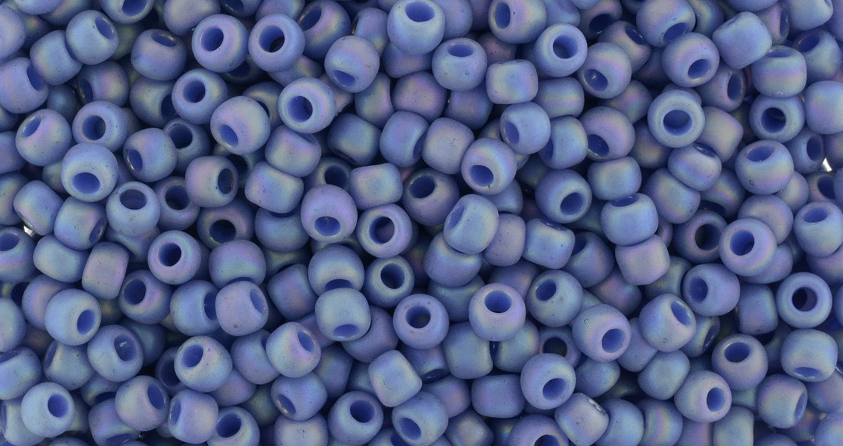 cc2636F - Toho beads 11/0 semi glazed rainbow Soft Blue (10g)