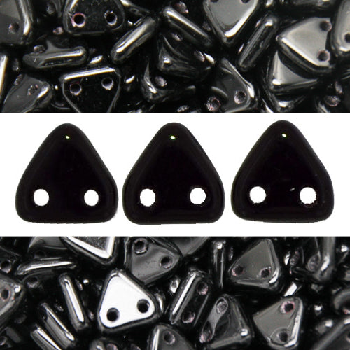 2 holes CzechMates triangle jet 6mm (10g)