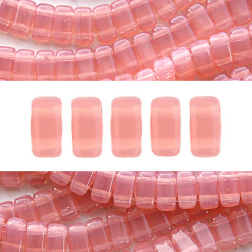 2 holes CzechMates bricks milky pink 3x6mm (50)