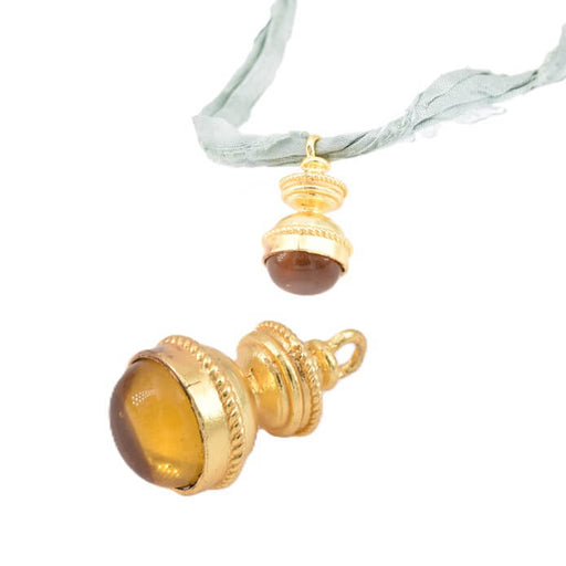 Ethnic pendant - Fine gold-plated brass and yellow quartz- 26x14.5mm - Hole: 3mm (1)