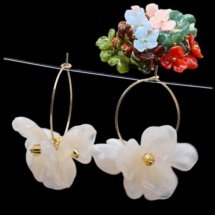 Satin cream acrylic petal earrings on 25mm golden steel hoops (1 pair)