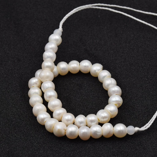 White potato-shaped freshwater pearls - 6-6.5mm - Large hole: 2mm (1 strand - 19cm)