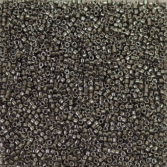 DB021 - 11/0 delica STEEL - Hole: 0.8mm (5g)