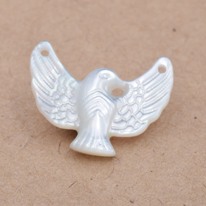 Eagle condor bird pendant Carved shell - 14.5x18mm-Hole: 0.8mm (1)
