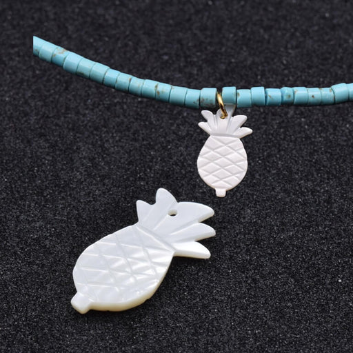 White shell pineapple charm pendant 18x10mm - Hole: 0.8mm Sold by 1