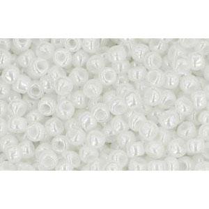 cc121 - Toho beads 11/0 opaque lustered white (10g)