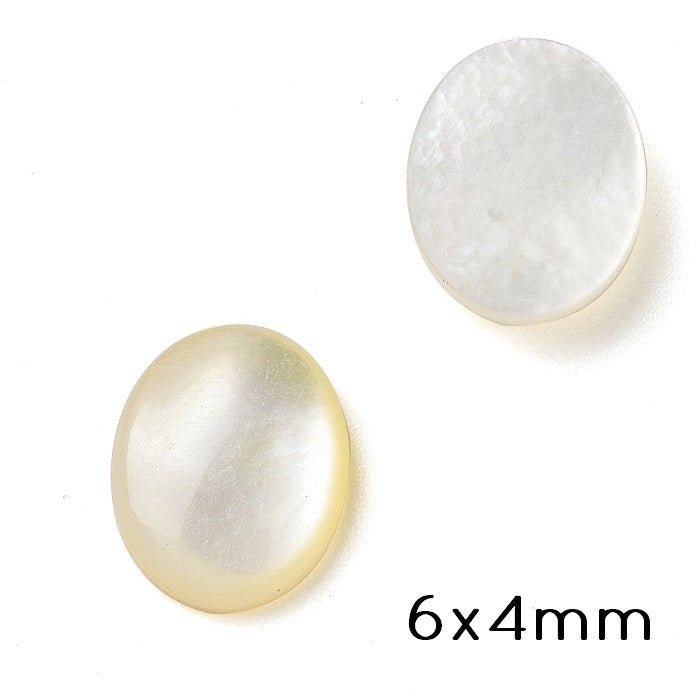 White shell oval cabochon 10x8mm (2)