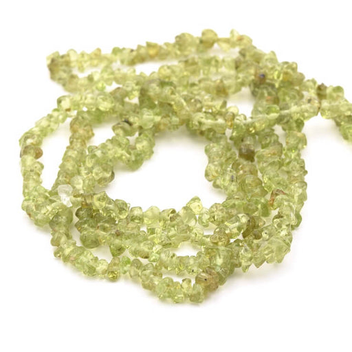 Buy Peridot Chips Beads 5-6mm - hole: 0.6mm (1 strand 90cm)