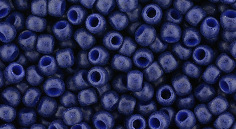 cc2607F - Toho beads 8/0 semi glazed Navy Blue (10g)