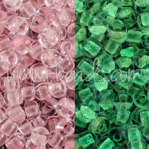 cc2720 - Toho beads 11/0 Glow in the dark pink/yellow green (10g)