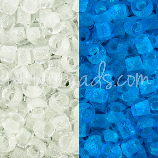 Buy cc2711 - Toho beads 8/0 Glow in the dark crystal/bright blue (10g)
